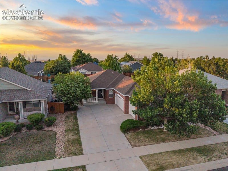 23767 E Bellewood Dr, Aurora, CO 80016