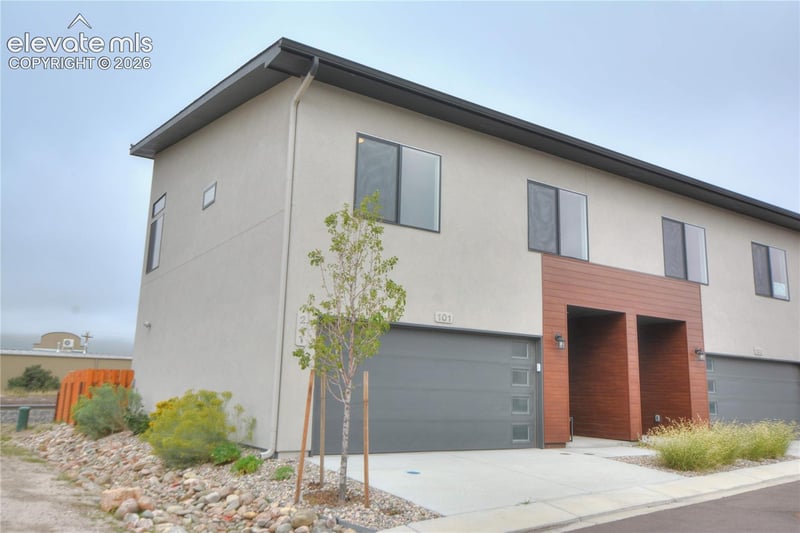 241 Front St #101, Monument, CO 80132