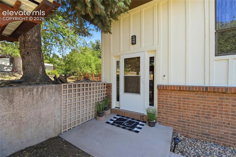 2411 Shalimar Dr, Colorado Springs, CO 80915