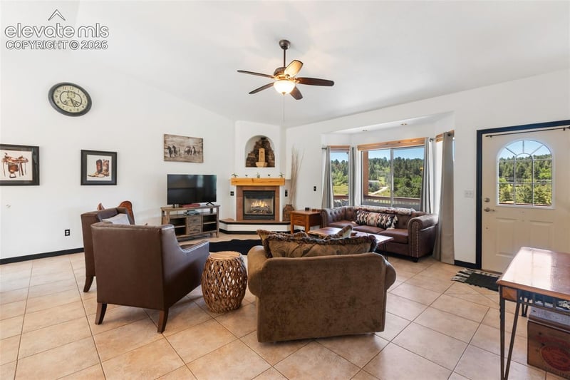 243 Lakewood Dr, Woodland Park, CO 80863