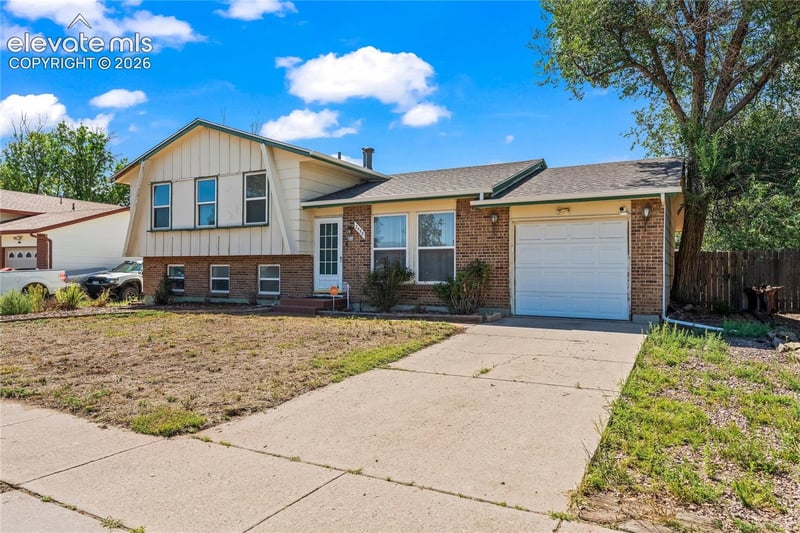 2458 Payne Cir, Colorado Springs, CO 80916