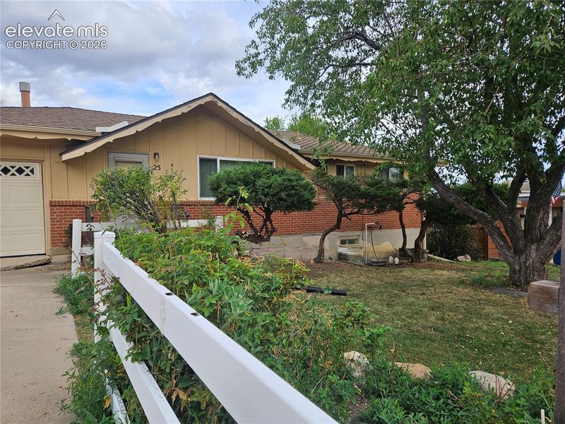 25 Minden Cir, Colorado Springs, CO 80906