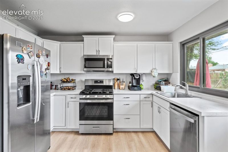 2505 Frontier Dr, Colorado Springs, CO 80911