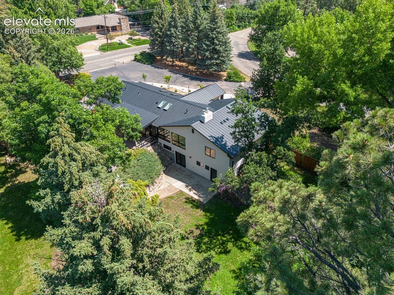 2510 Old Broadmoor Rd, Colorado Springs, CO 80906