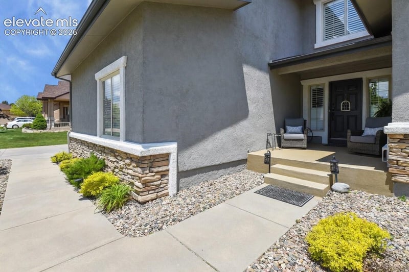 2512 Willow Glen Dr, Colorado Springs, CO 80920