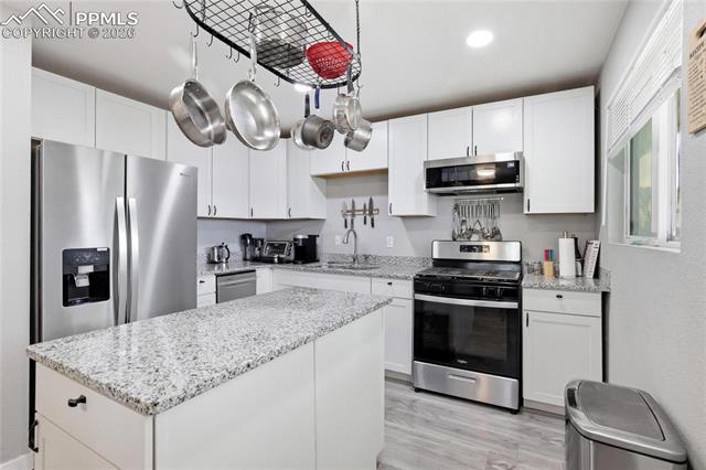 2518 Chimayo Dr, Colorado Springs, CO 80911