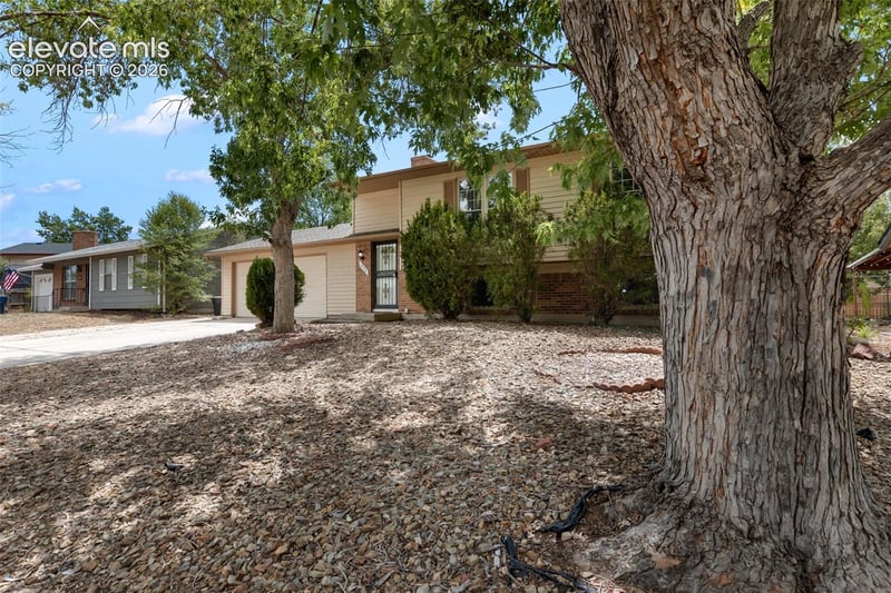 2520 E Prescott Cir, Colorado Springs, CO 80916