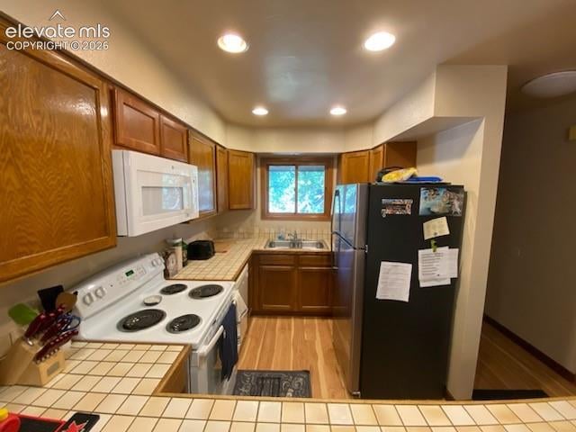 2526 Plumtree Grv, Colorado Springs, CO 80907