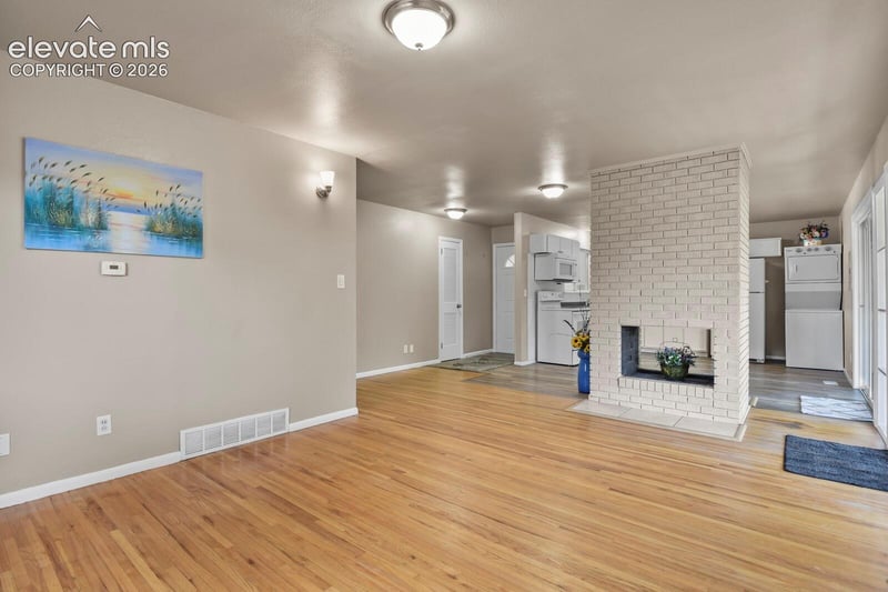 253 Sherri Dr, Colorado Springs, CO 80911