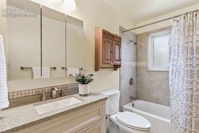 2540 Bellamy St, Colorado Springs, CO 80916