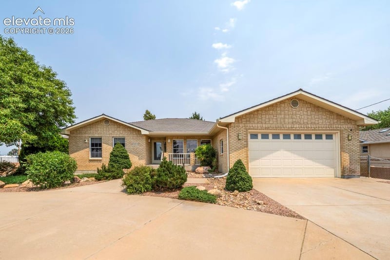 25453 Gale Rd, Pueblo, CO 81006