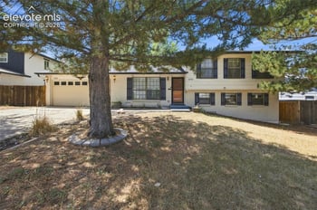 2555 Roundtop Dr, Colorado Springs, CO 80918