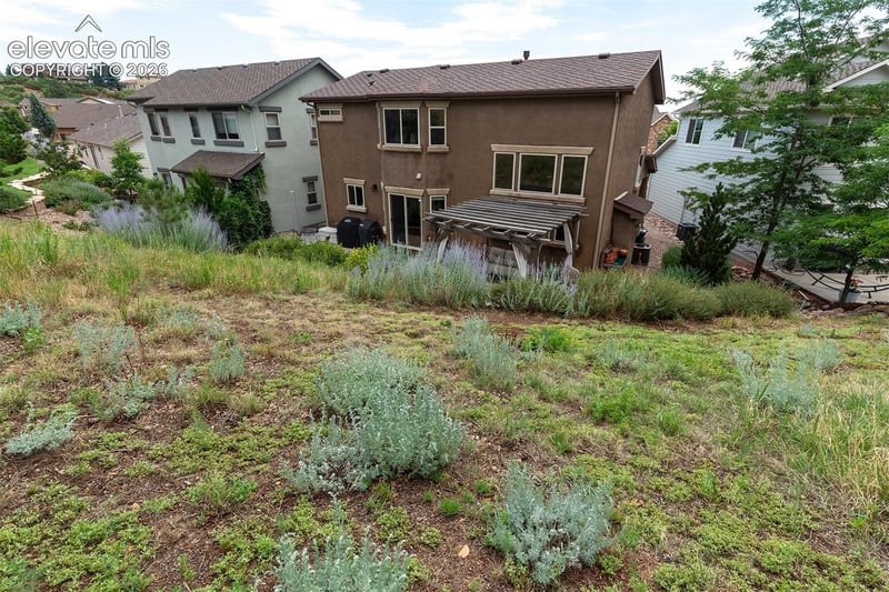 2559 Hot Springs Ct, Colorado Springs, CO 80919