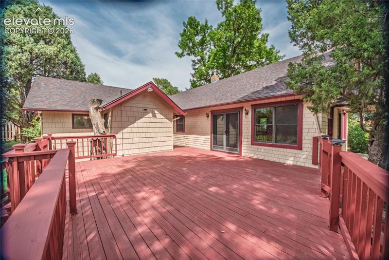 2560 Brady Dr, Colorado Springs, CO 80917