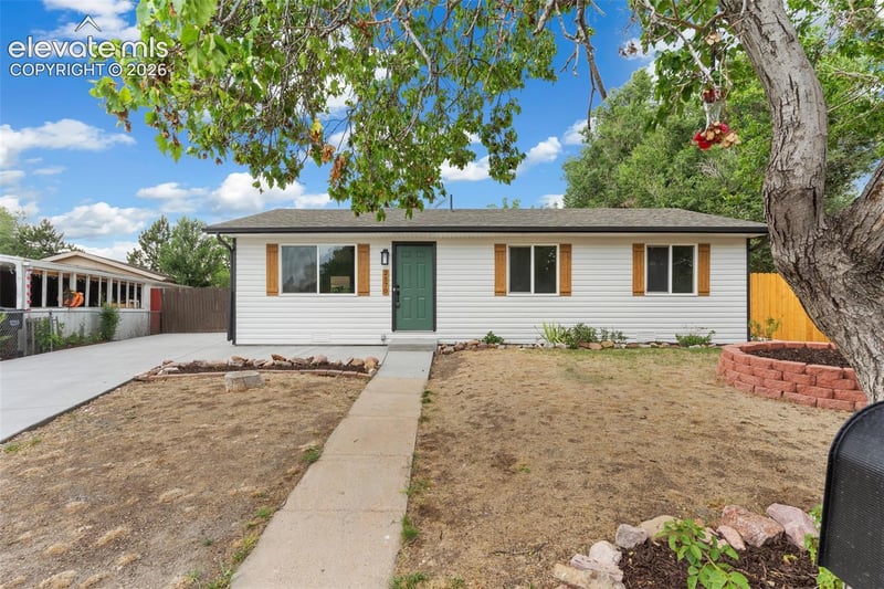 2570 W Anjelina Cir, Colorado Springs, CO 80916