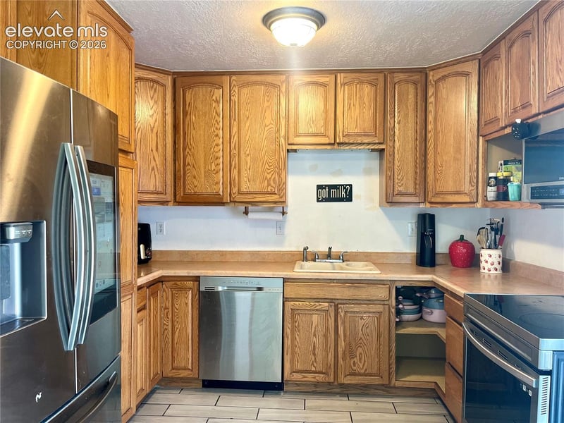 2590 Faulkner Dr, Colorado Springs, CO 80916
