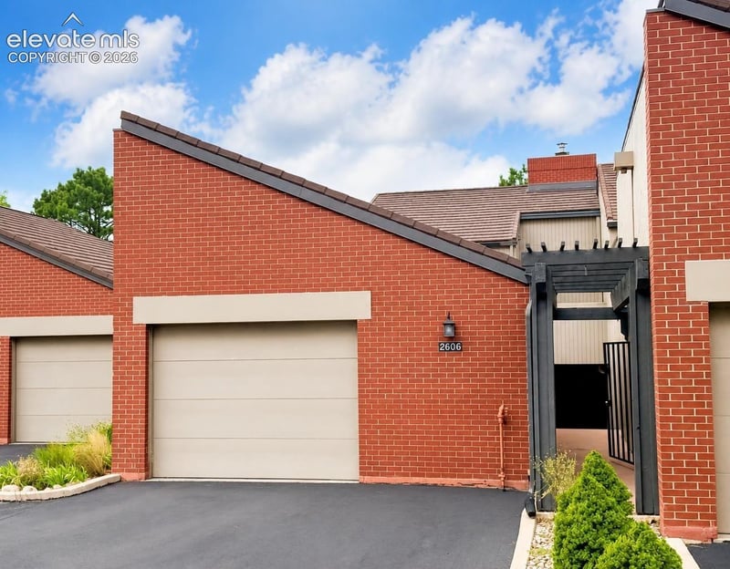 2606 Spring Grove Ter, Colorado Springs, CO 80906