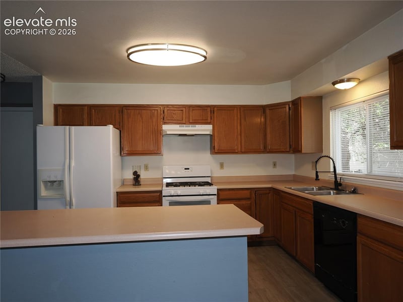 2635 Fredricksburg Dr, Colorado Springs, CO 80922