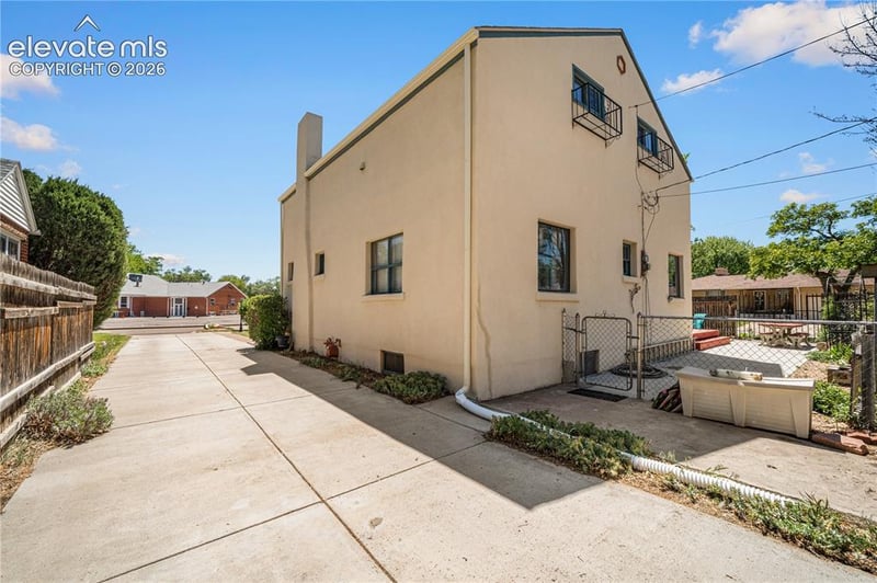 27 Dunsmere Ave, Pueblo, CO 81004
