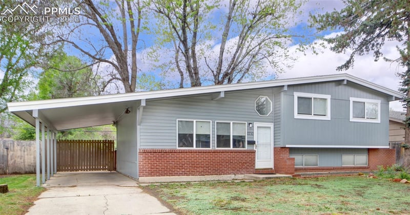 2710 N Arcadia St, Colorado Springs, CO 80907