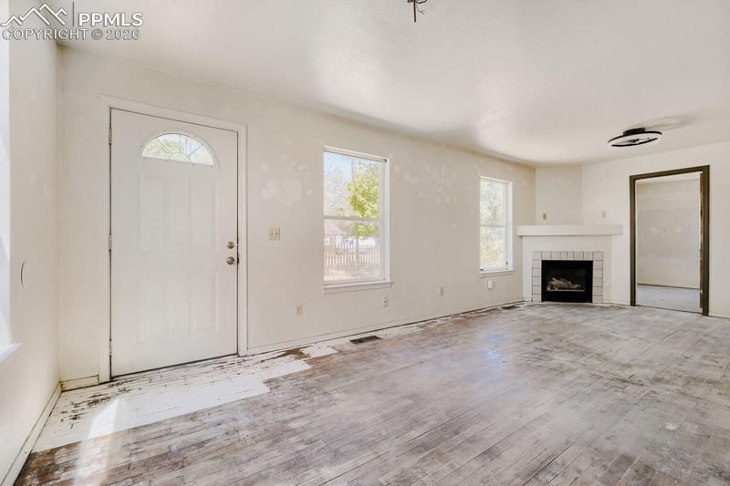 2711 E Monument St, Colorado Springs, CO 80909