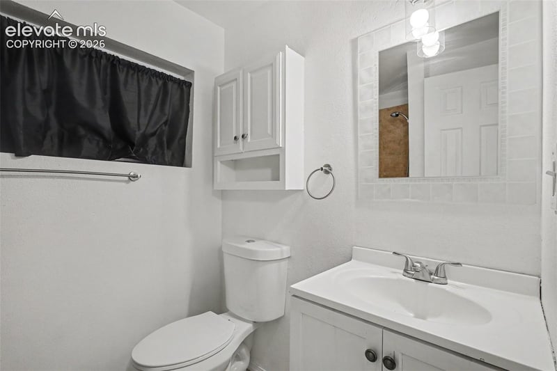 2720 Northridge Dr, Colorado Springs, CO 80918
