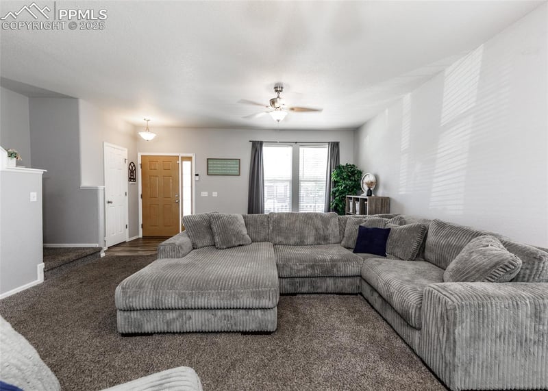 2722 Tumblewood Grv, Colorado Springs, CO 80910