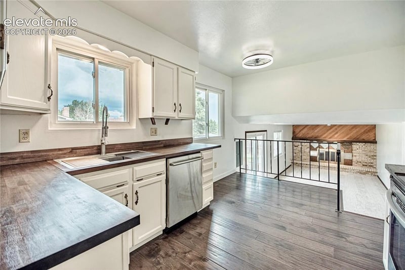 2725 Lavarie Dr, Colorado Springs, CO 80917