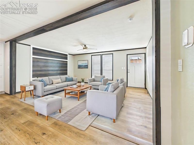 273 E Don Dr, Pueblo, CO 81007