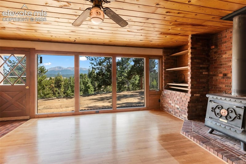 274 Pinecrest Rd, Woodland Park, CO 80863