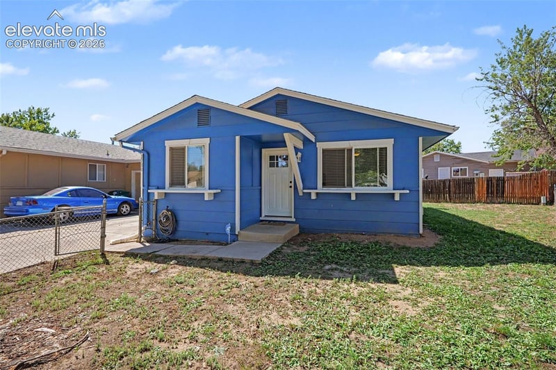2780 Carmel Cir, Colorado Springs, CO 80910
