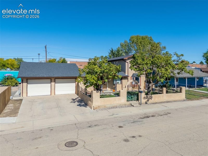 2803 E 16th St, Pueblo, CO 81001