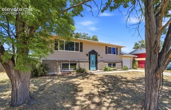 2826 Pinnacle Dr, Colorado Springs, CO 80910