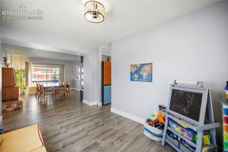 2855 Helmsdale Dr, Colorado Springs, CO 80920