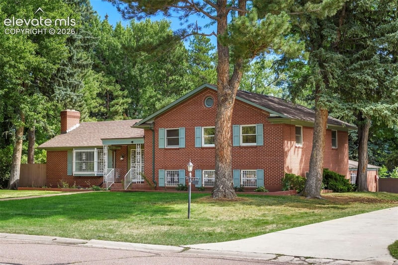 29 Briarwood Pl, Colorado Springs, CO 80906
