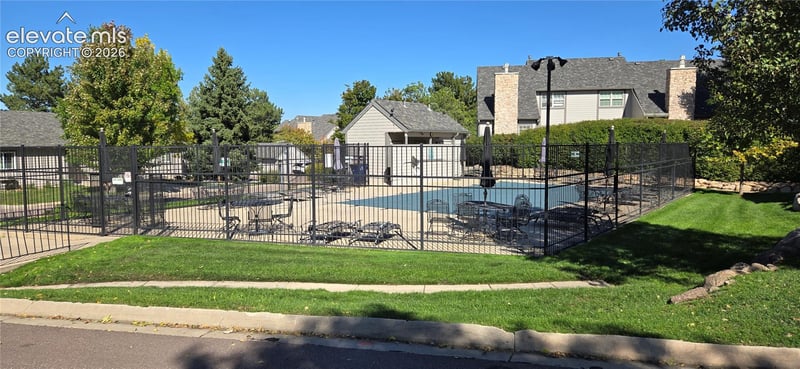 290 Cobblestone Dr, Colorado Springs, CO 80906