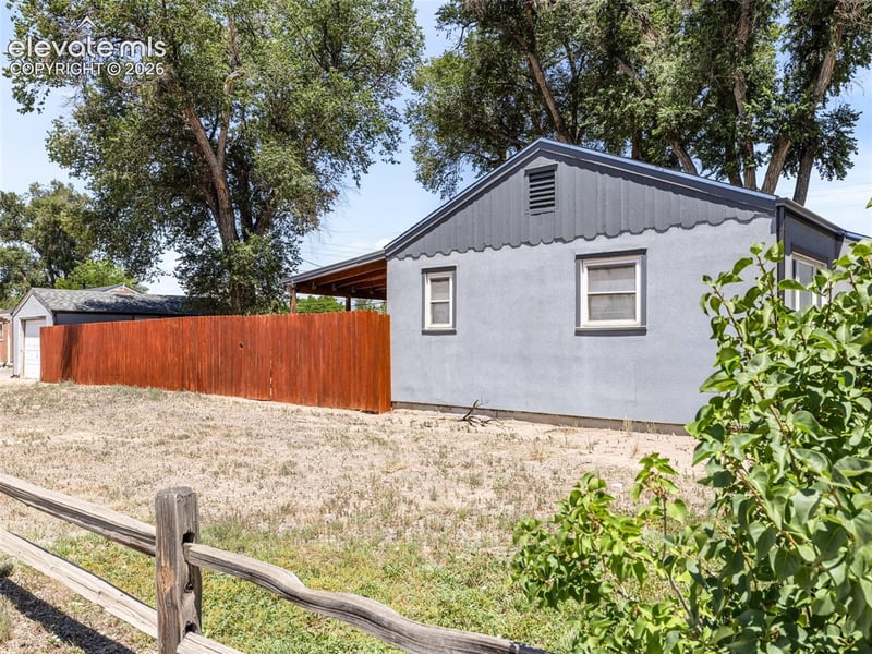 2901 San Isabel Ave, Pueblo, CO 81008