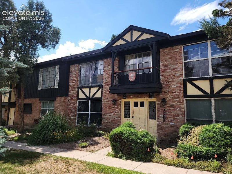 2902 Airport Rd #131, Colorado Springs, CO 80910