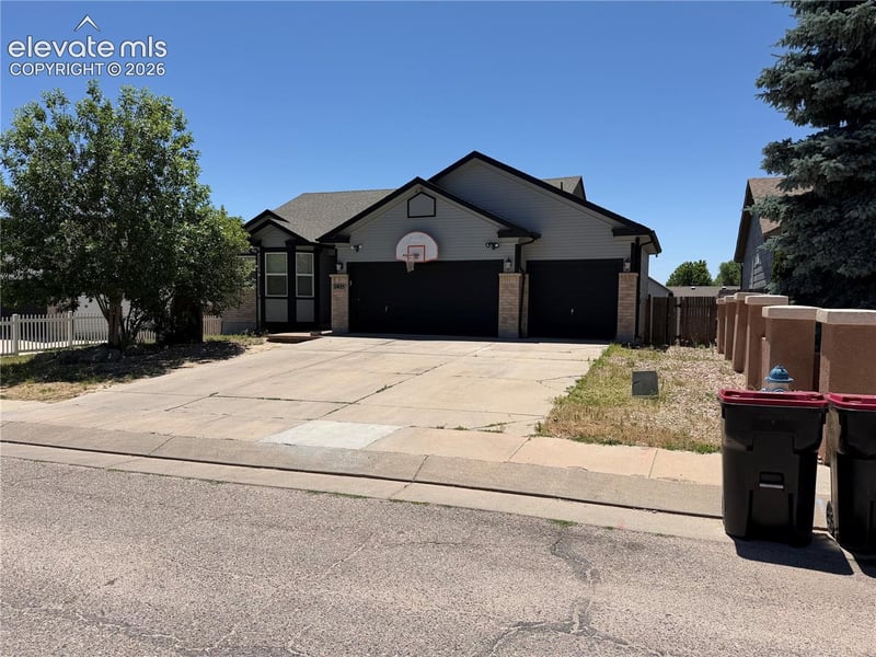 2921 Walton Creek Dr, Colorado Springs, CO 80922