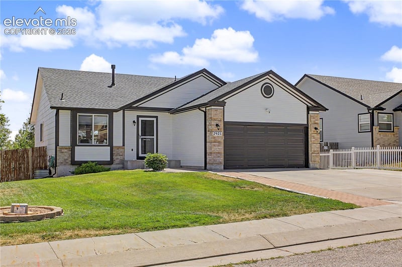 2925 Walton Creek Dr, Colorado Springs, CO 80922