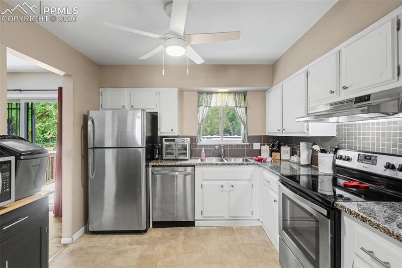 2927 Cabrillo Cir, Colorado Springs, CO 80910