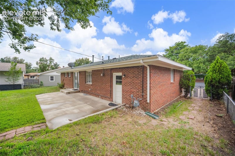 2931 Illinois Ave, Colorado Springs, CO 80907