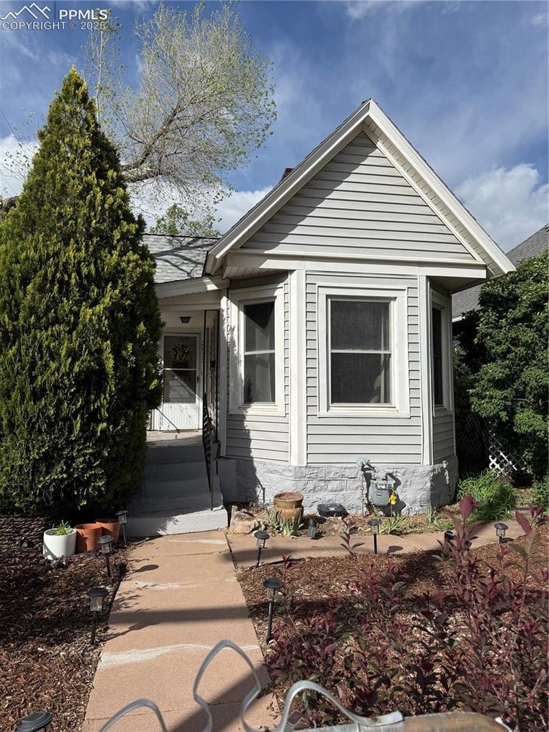 2932 W Kiowa St, Colorado Springs, CO 80904