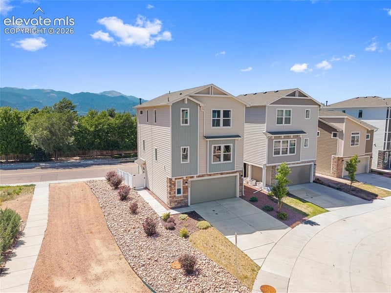 2959 Silver Hawk Ave, Colorado Springs, CO 80916