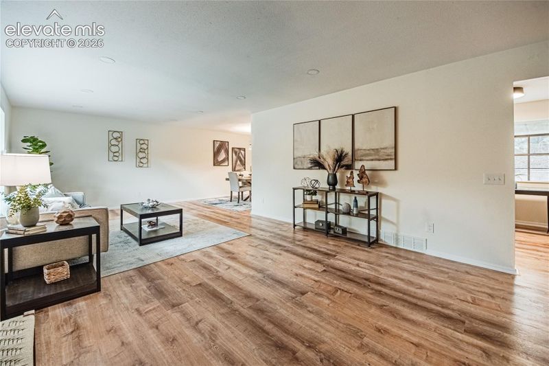 2965 Westcliff Cir, Colorado Springs, CO 80906