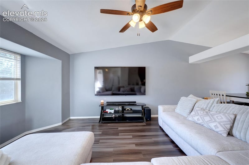 299 S Falcon Dr, Pueblo, CO 81007