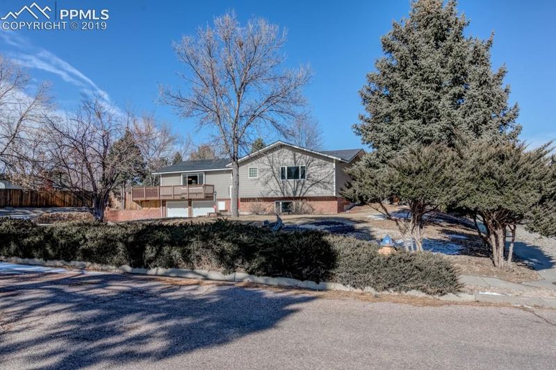 2995 Shoreham Cir, Colorado Springs, CO 80906
