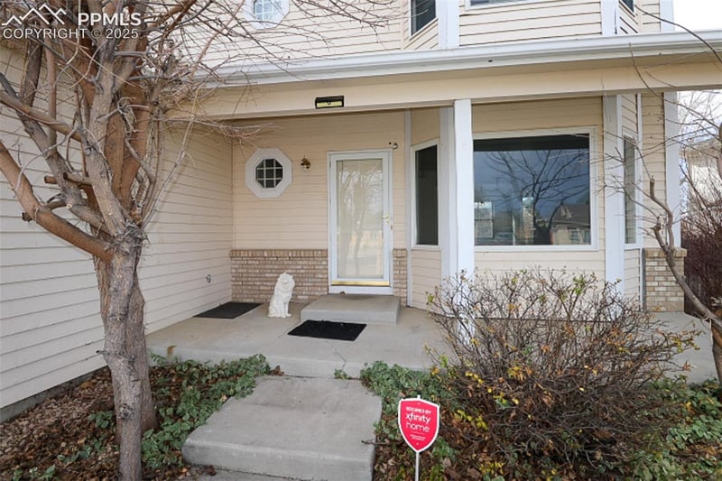 30 Bellita Dr, Pueblo, CO 81001