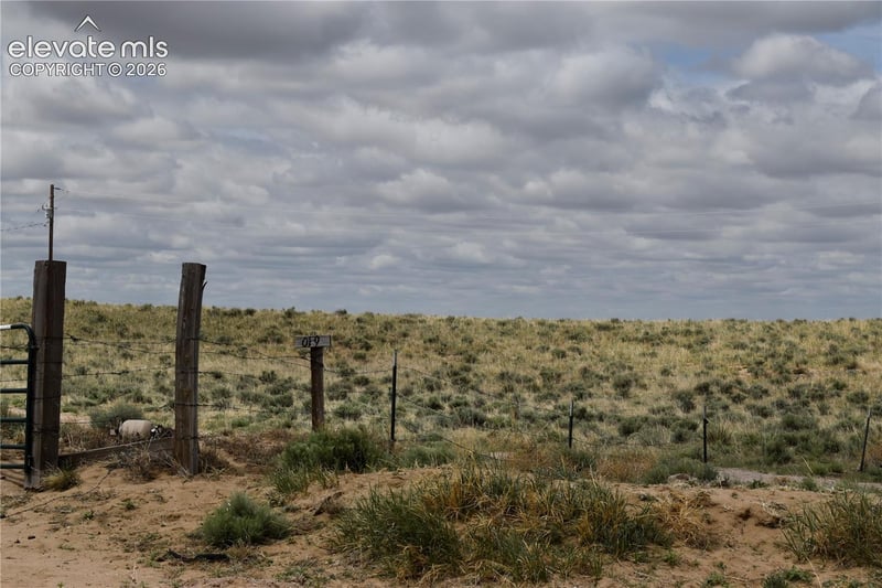 30195 Darroll Rd, Yoder, CO 80864