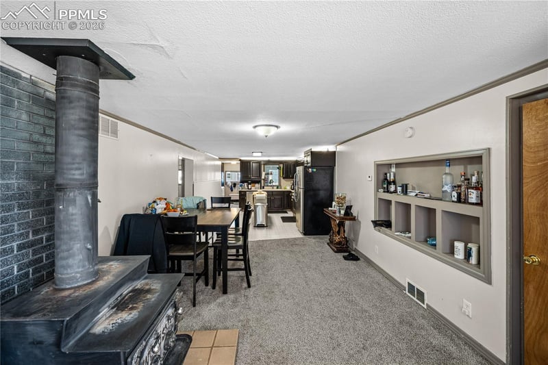 302 Meade Ave, Pueblo, CO 81001